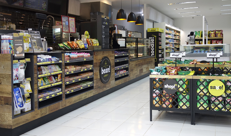 Image showing the FPG c-store fitout including POS counter with integrated confectionary display at Alfamart. Blora Menteng, Indonesia.