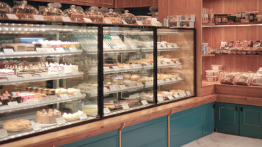 FPG Inline Series 5 FPG Inline 5000 food display cabinets at Donald’s bakery, Indirapuram, India. Made and installed by Antarctica Equipment, FPG Business Partner licensed for the manufacture and distribution of FPG cabinets in India, Bangladesh and Nepal.