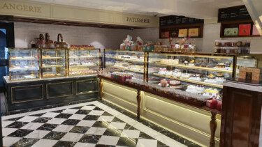 Custom FPG Inline 3000 Custom FPG Inline 3000 food display cabinets installed at Mr Brown bakery, India. Made and installed by Antarctica Equipment, FPG Business Partner licensed for the manufacture and distribution of FPG cabinets in India, Bangladesh and Nepal.